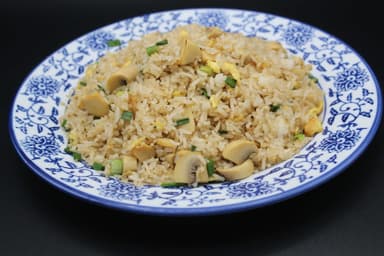 Arroz Chaufa Vegetariano con Champiñón y Verduras