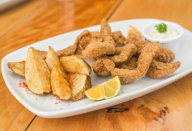 Fish and Chips + Ceviche de Pescado
