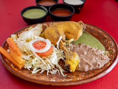 Piernas & Muslo Frito de Pollo