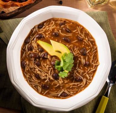 Frijol con fideo