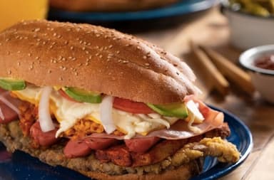 Torta Triple de Milanesa, Jamón y Queso