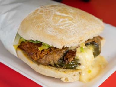 Chile Relleno con Chorizo