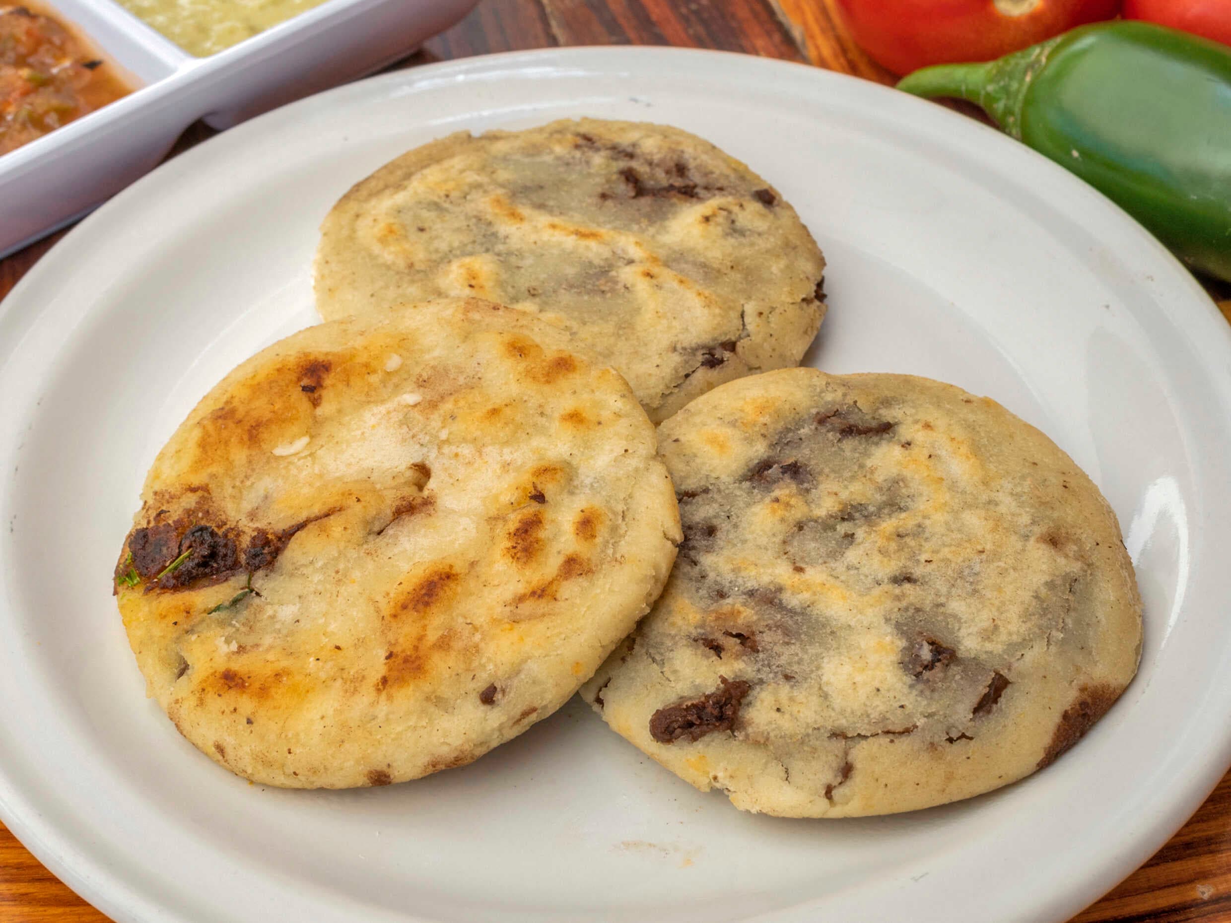 3 Empanaditas