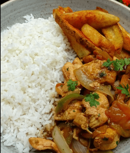 Pollo Saltado