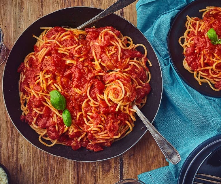 PASTA EN SALSA POMODORO