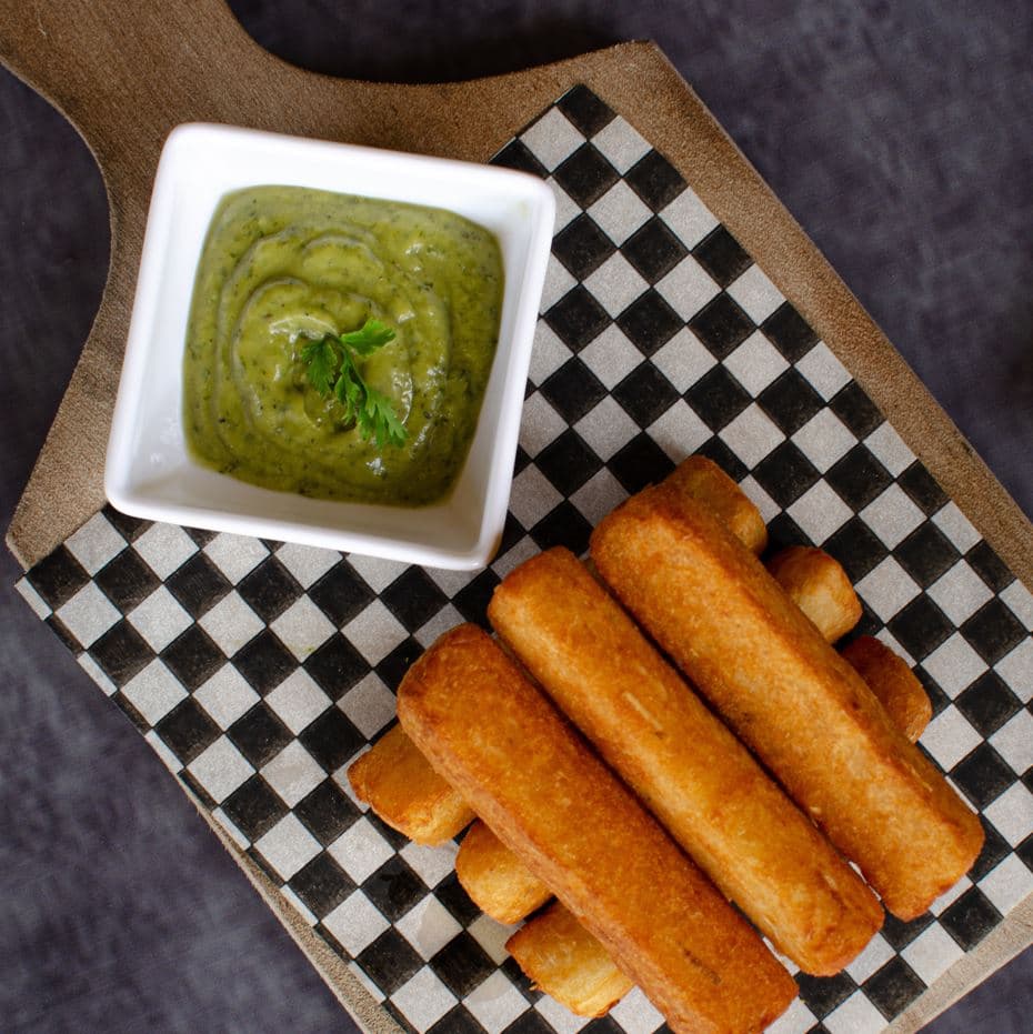 Yuquitas con Guacamole
