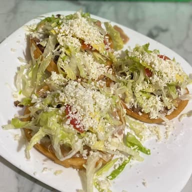 1 Tostadas + Refresco
