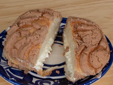 Concha con Nata