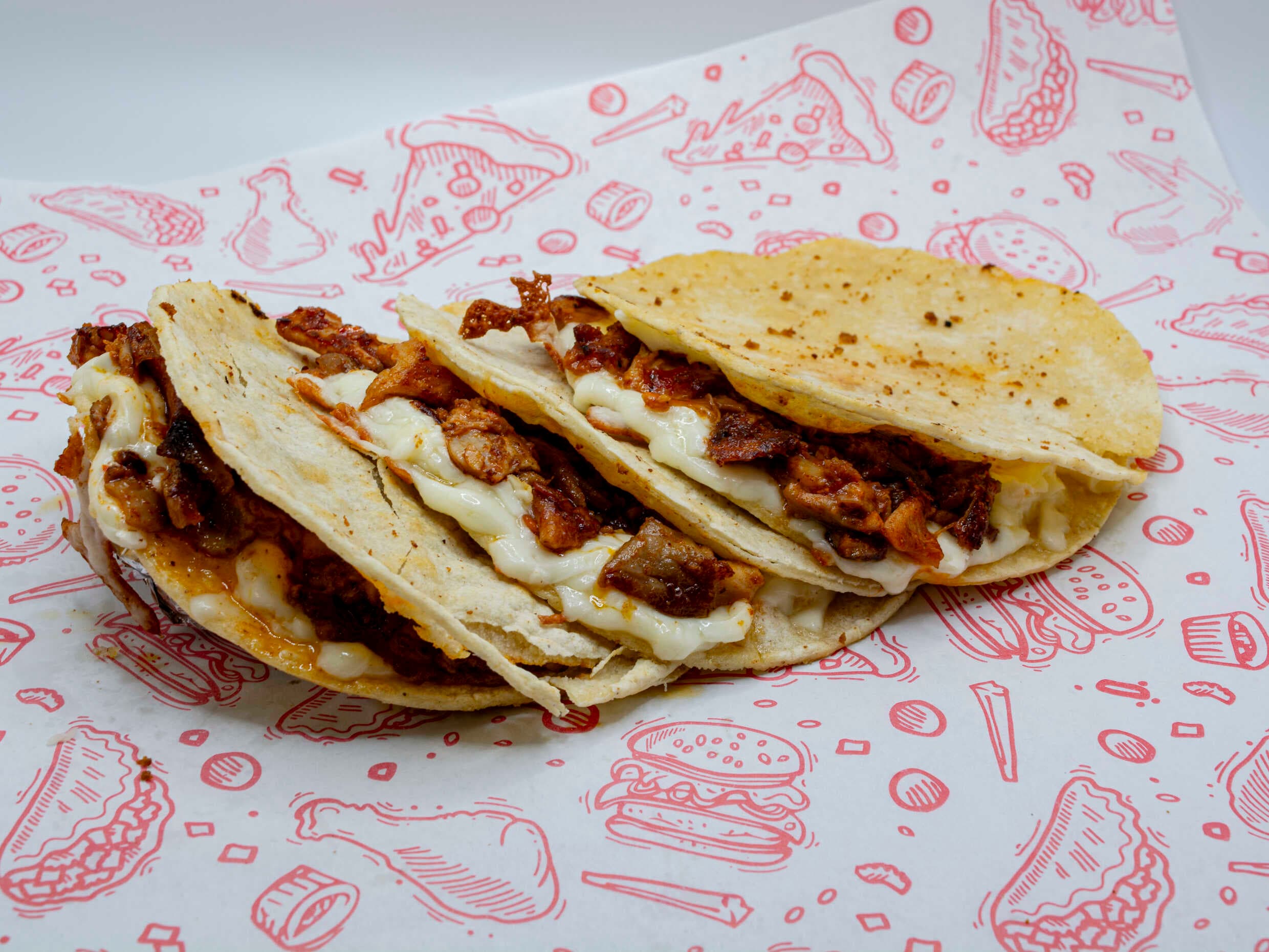 Quesadilla con Buche..