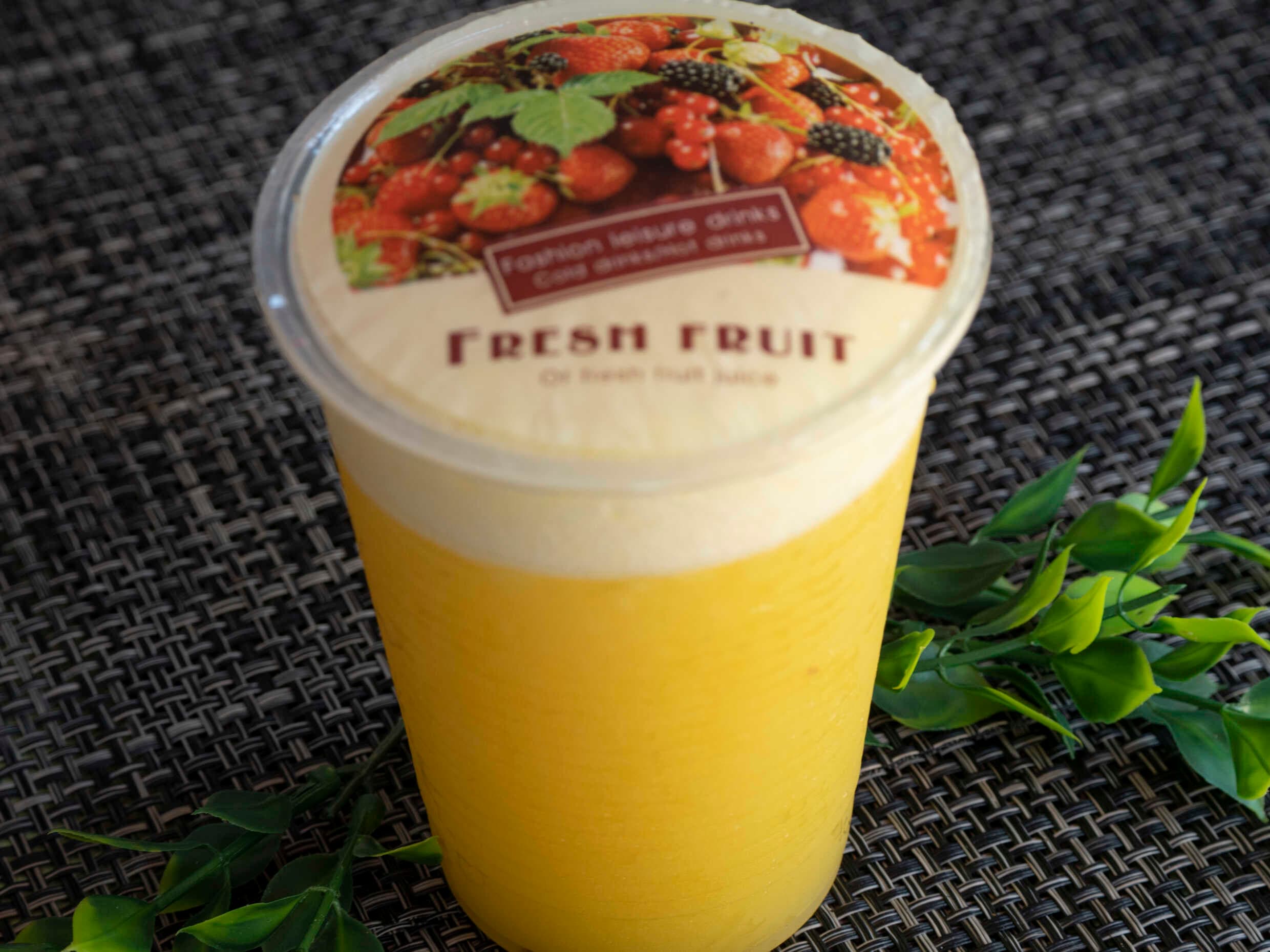 Jugo de Piña Tamaño Grande 16 Oz