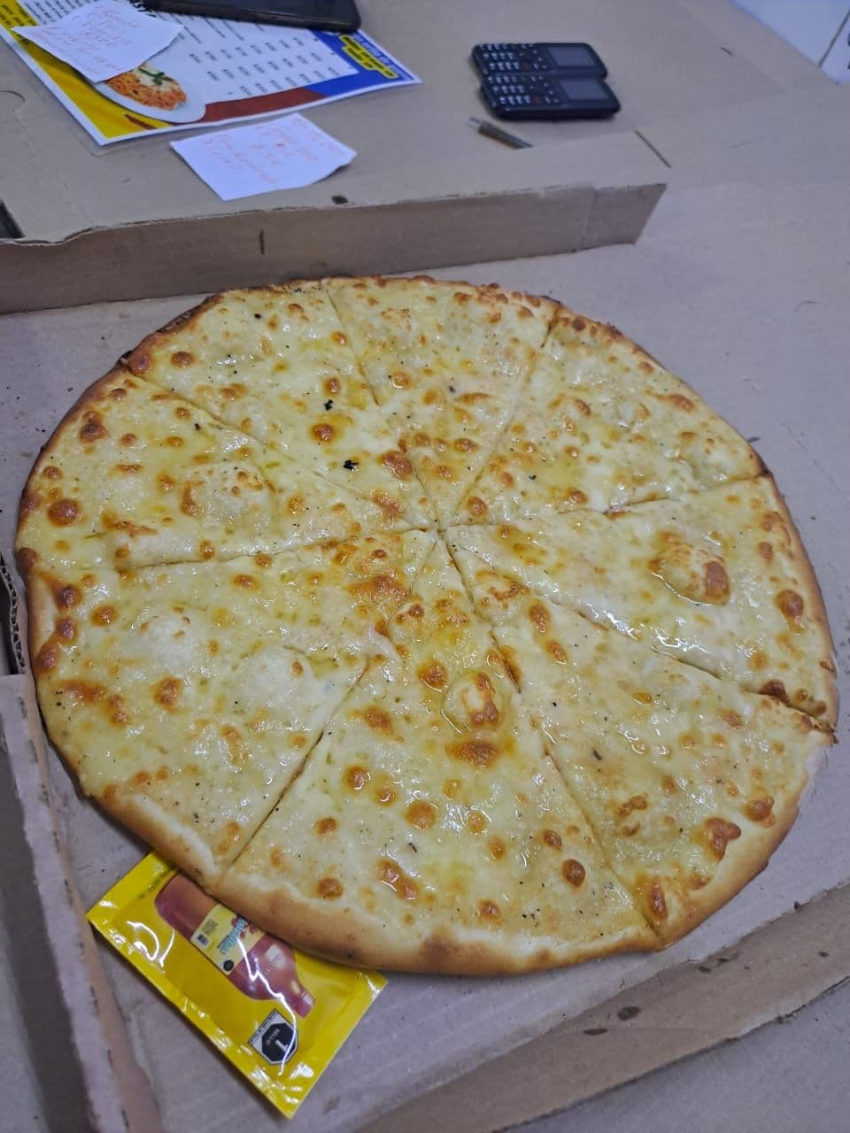 Pizza 4 Quesos