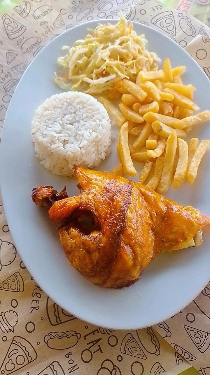 Bandeja con Pollo Asado
