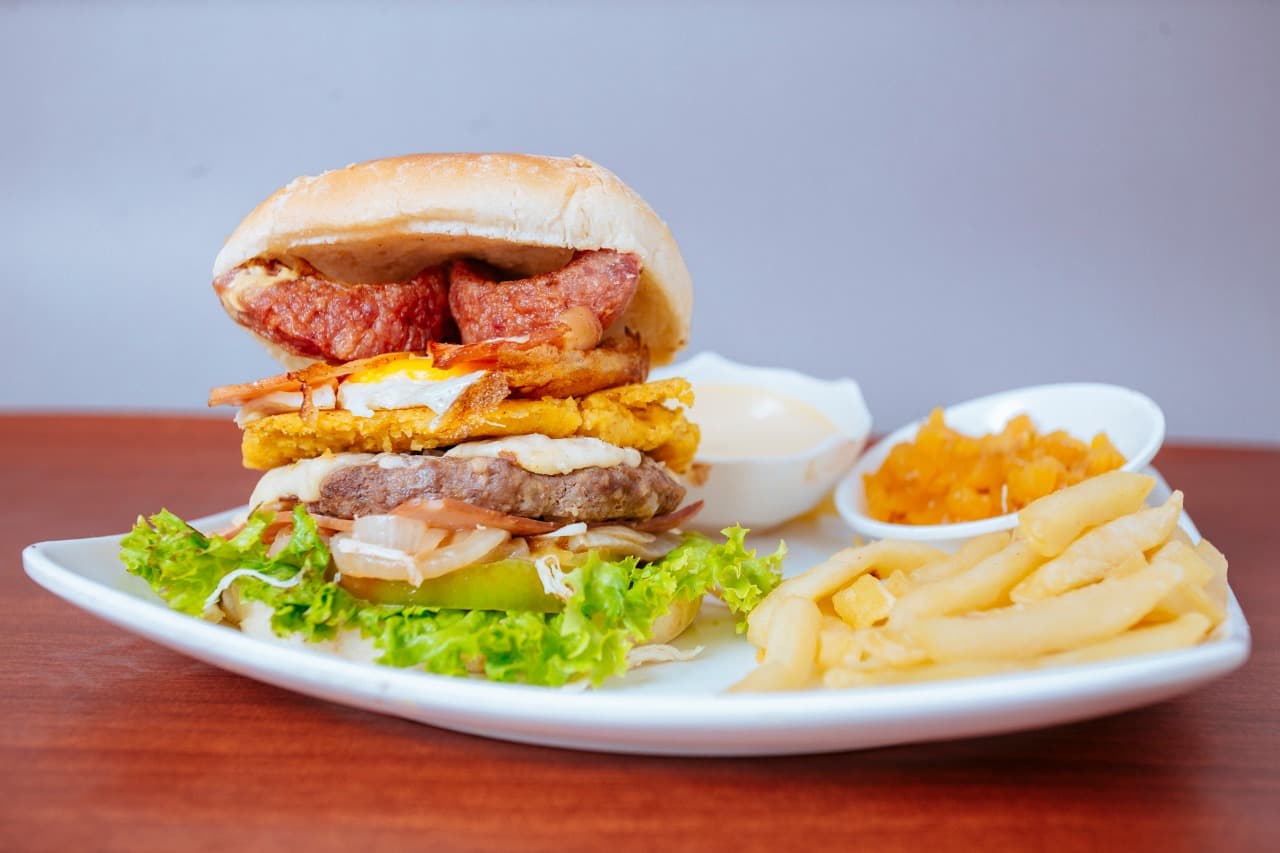 Hamburguesa Paisa