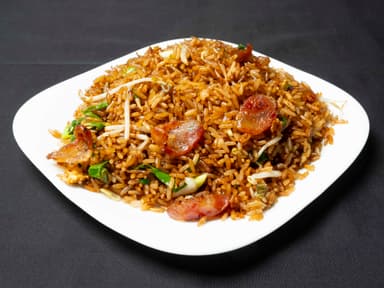 Arroz Frito Con Chorizo Chino