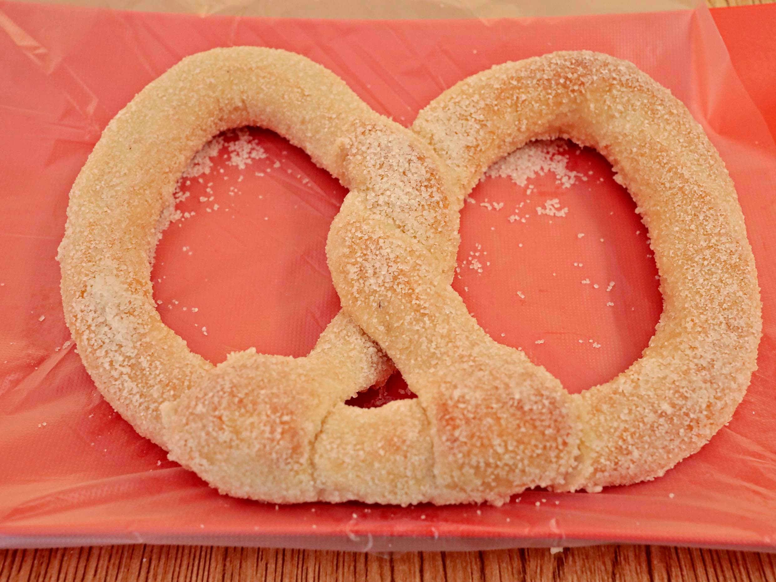 Pretzel Dulce con Almendra