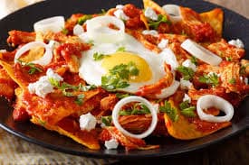 Chilaquiles con Huevos y Cafe Negro