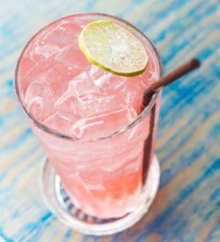 Agua de Limonada Rosa (16oz)