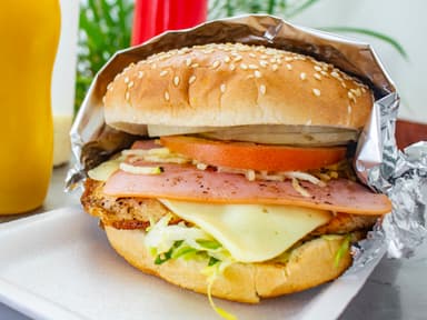 Combo Hamburguesa de Pollo + Coca-cola