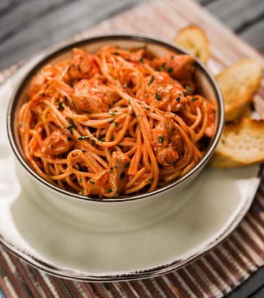 Pasta Diabla Con Pollo