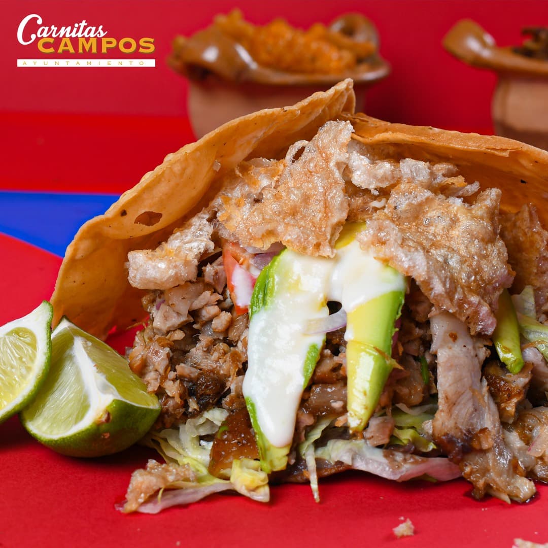 Tostada de Carnitas Especial