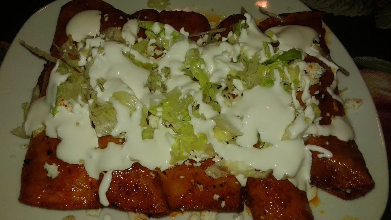 Combo Enchiladas Queso Rojas