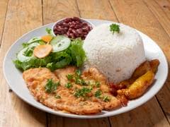 Casado Con Pescado Empanizado + Refresco