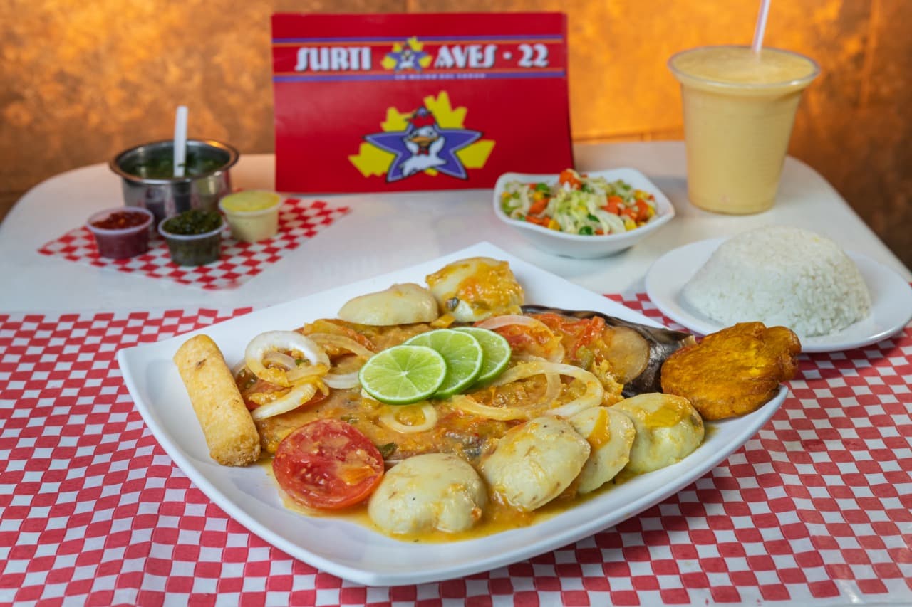 Bagre en Salsa + Bebida