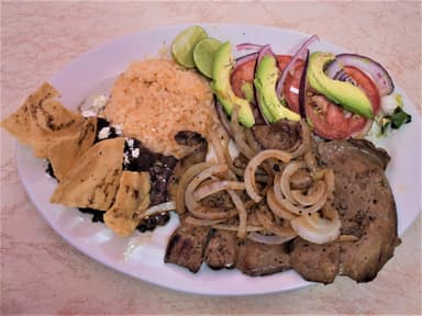 Hígado Encebollado