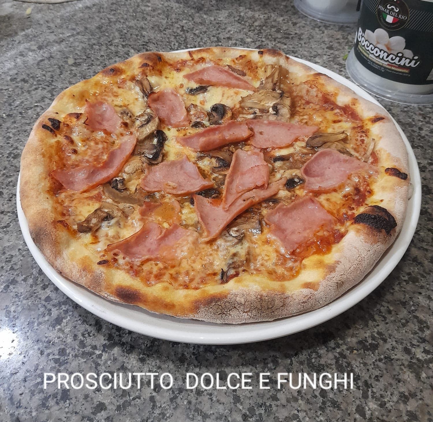 Pizza Clásica Prosciutto Dolce e Funghi