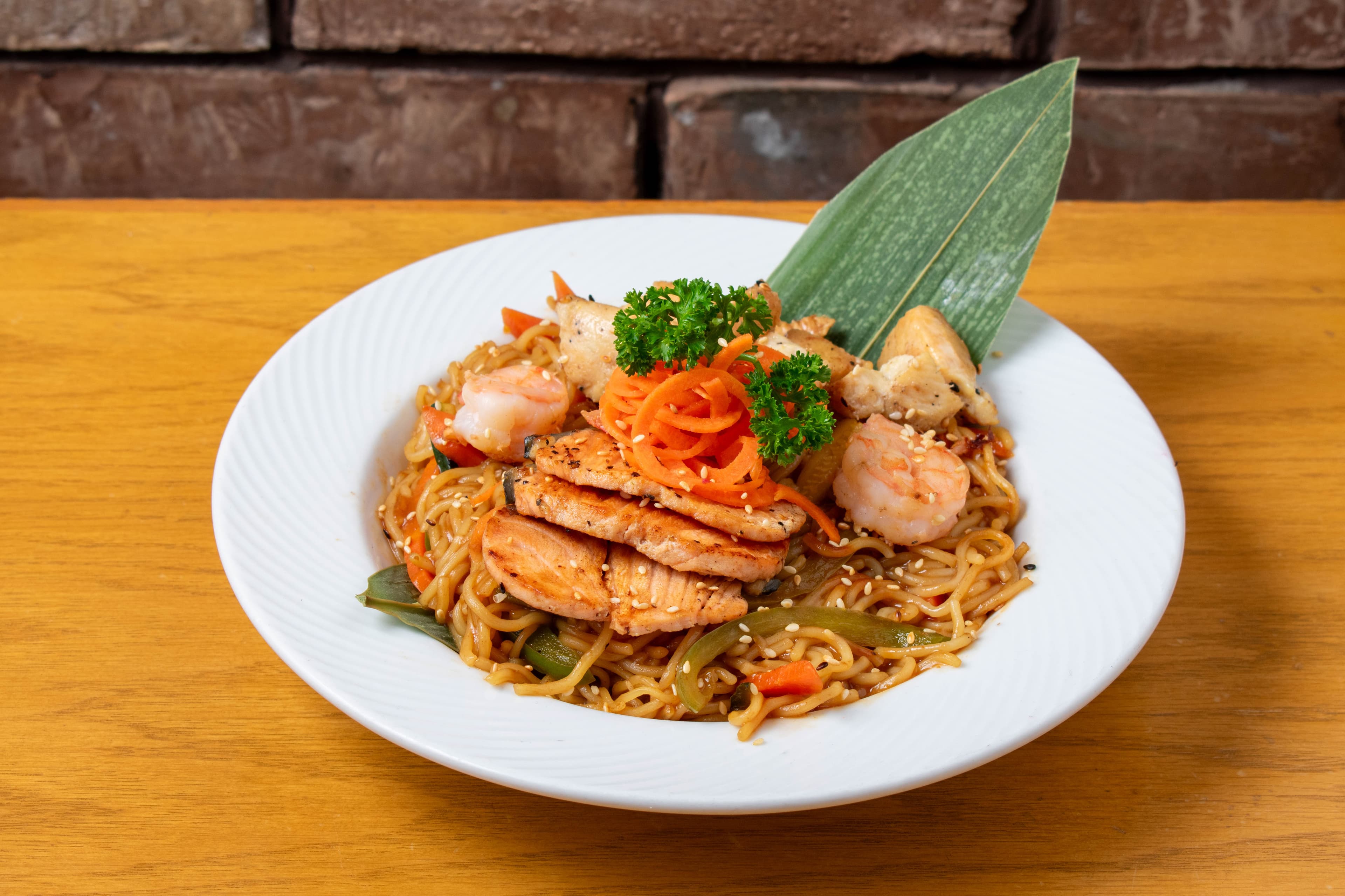 Pasta Oriental Mixta