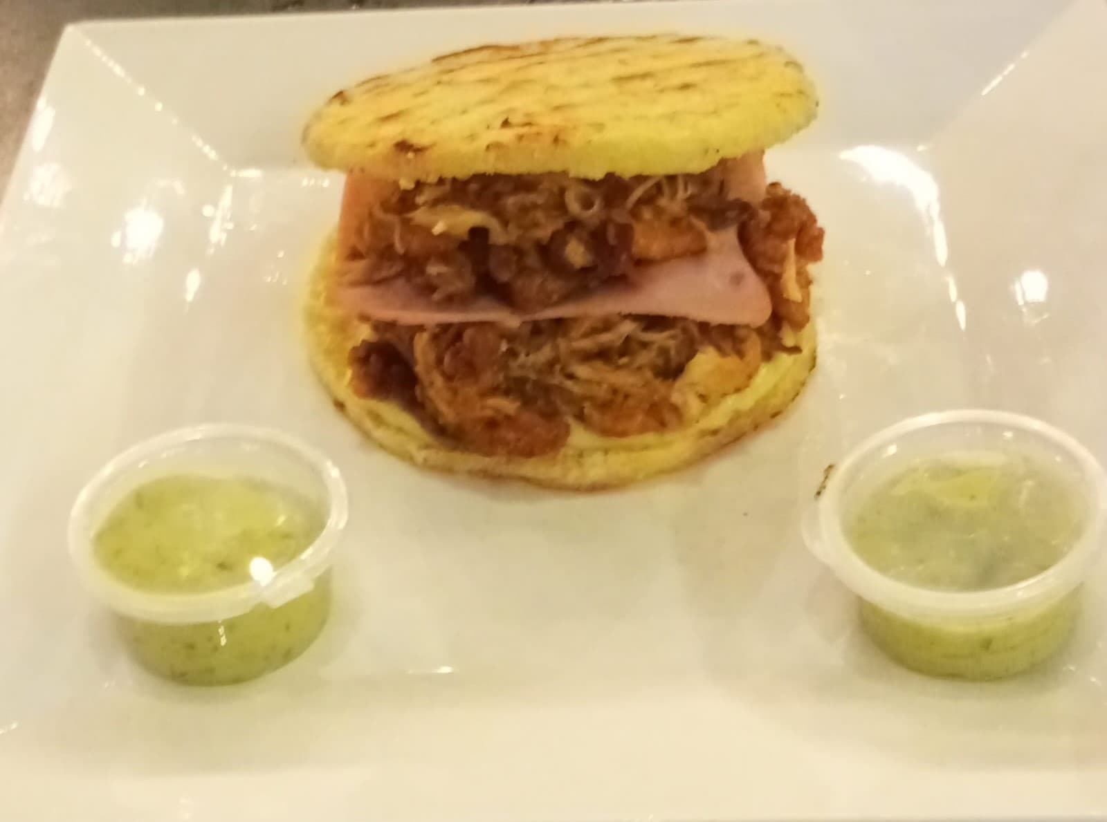 Arepa con Todo.