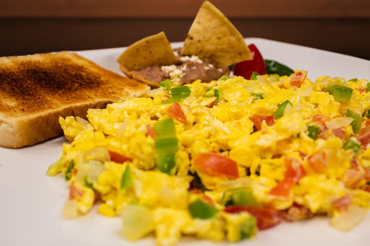 Huevos a la Mexicanaa