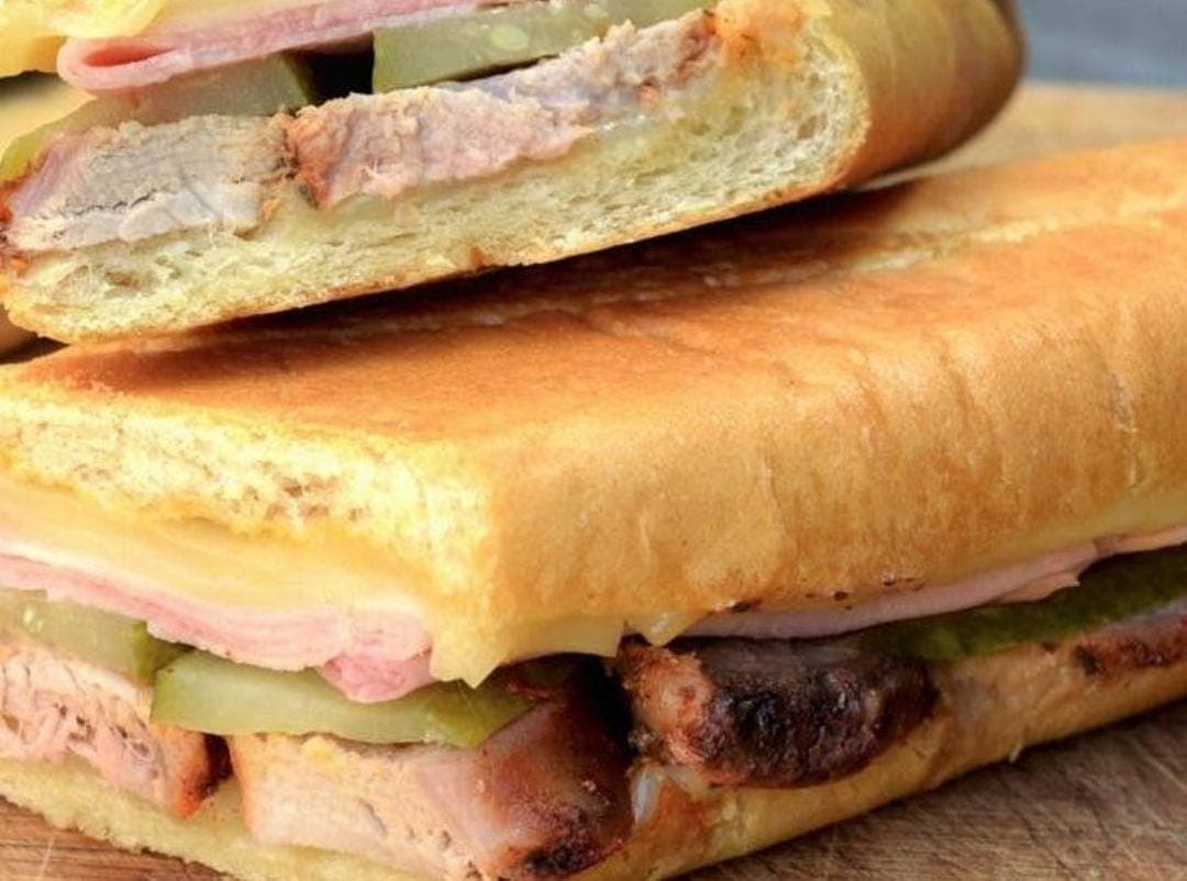 Sándwich Carne Asada