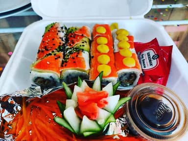 15 PIEZAS 🍣🍣DE SUSHIROLL