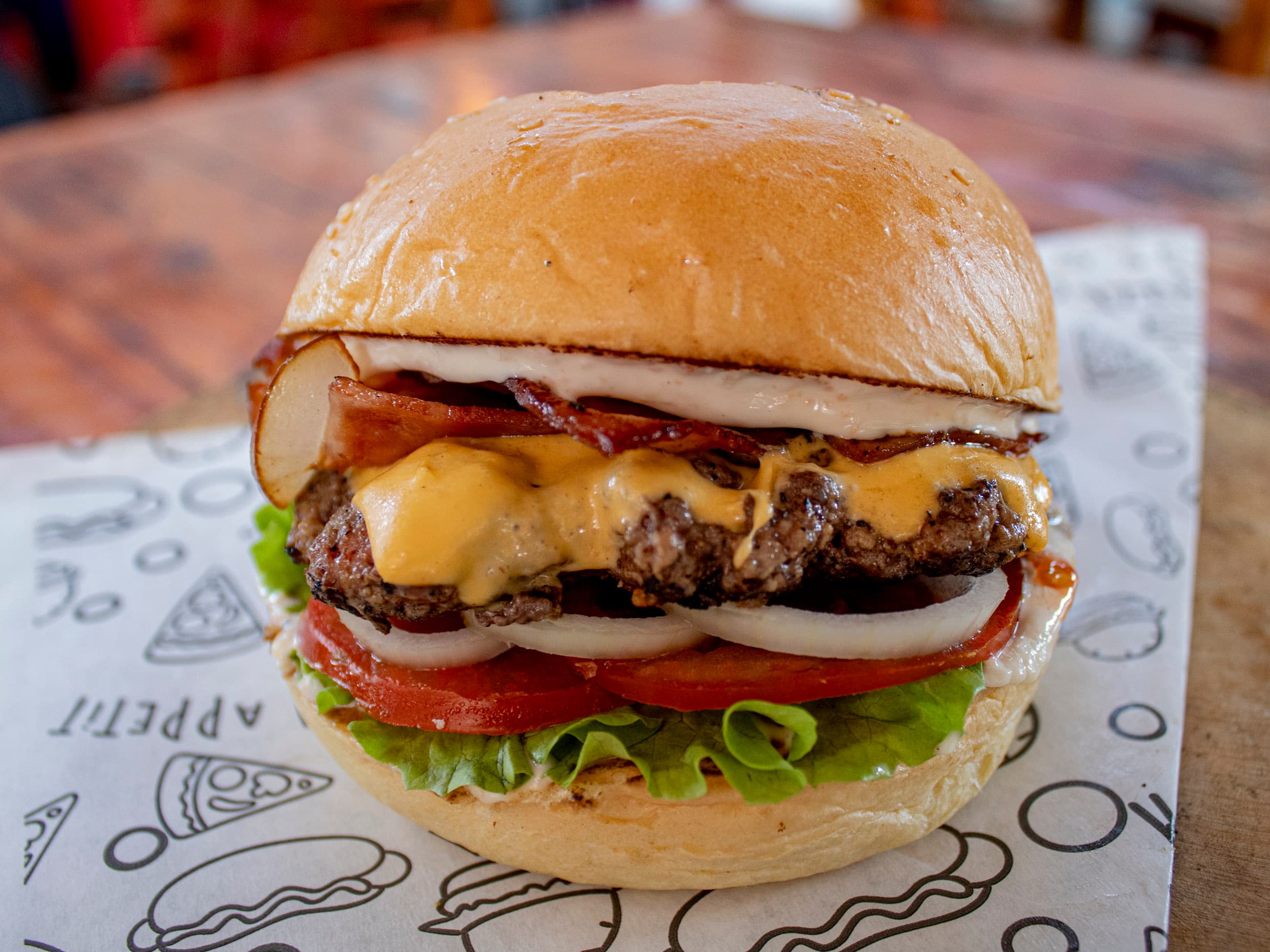Single Bacon Cheeseburger