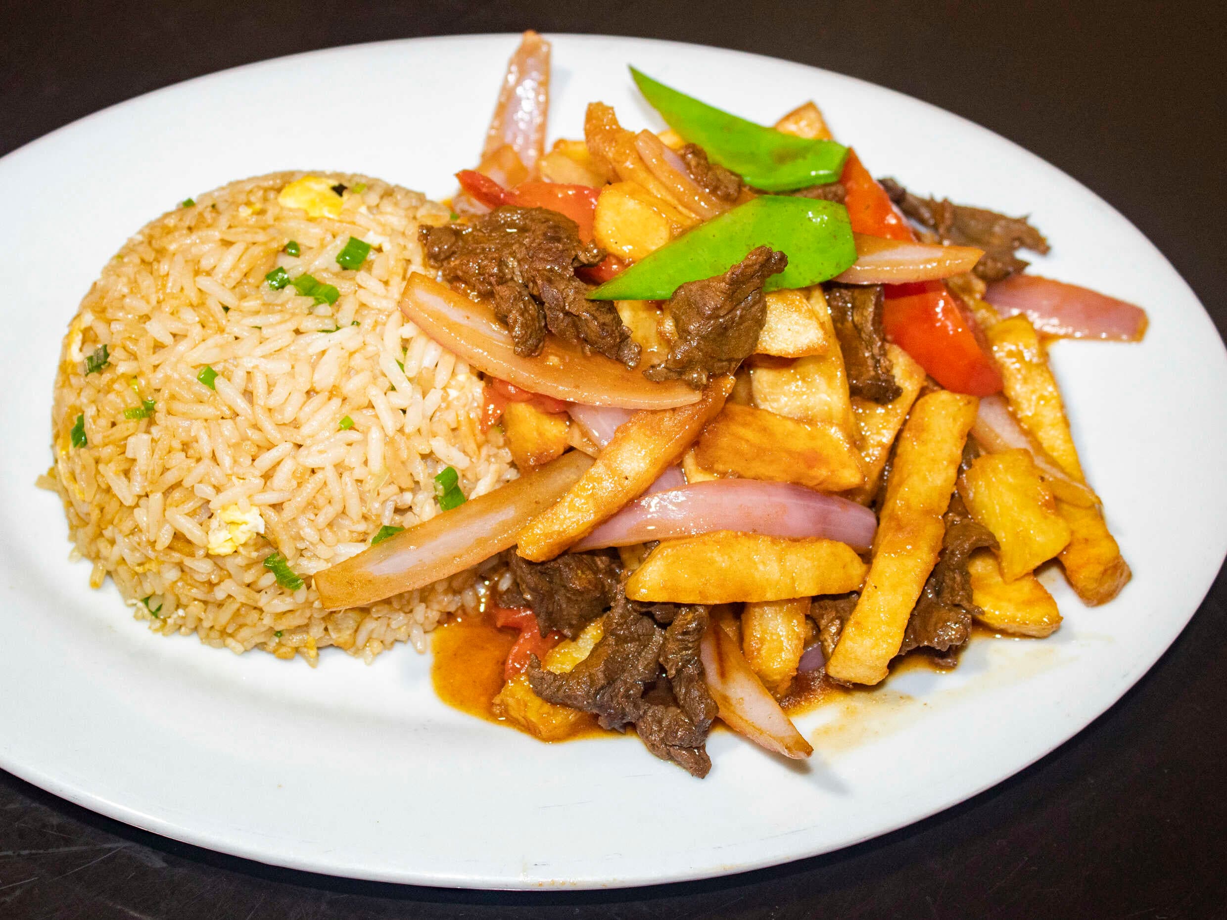 Lomo Saltado de Carne