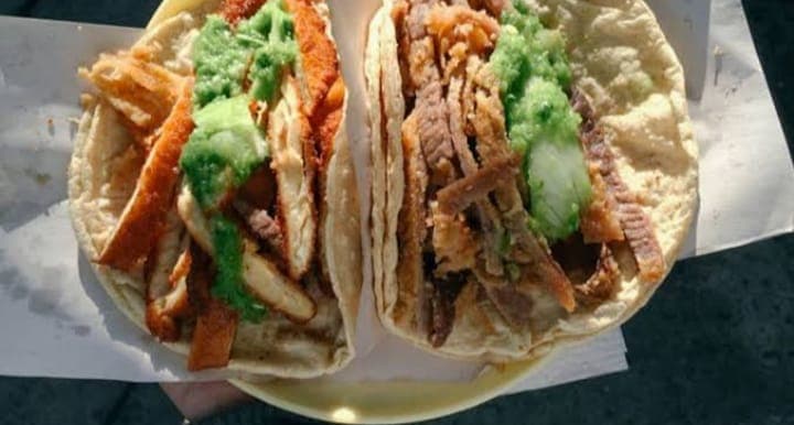 Taco de Bistec con Pechuga
