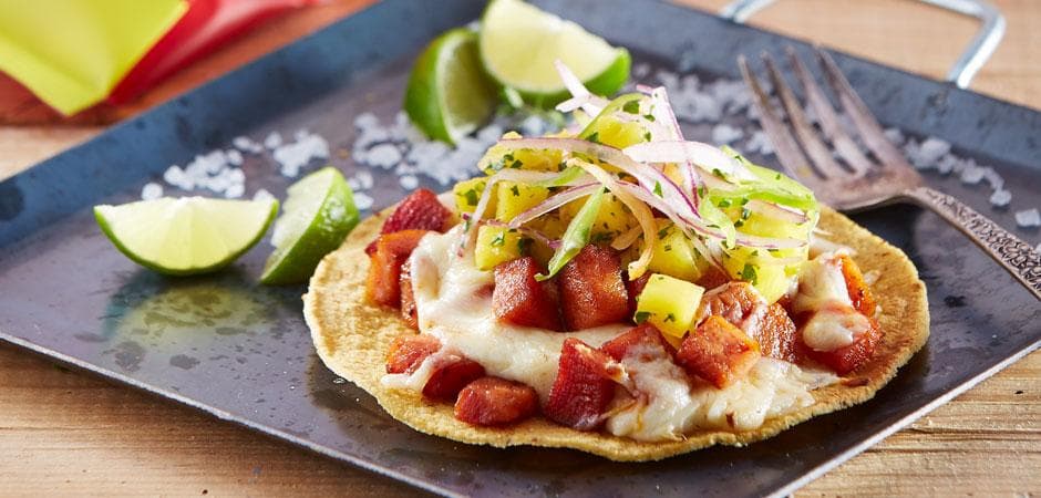 Tacos de Adobada con Queso