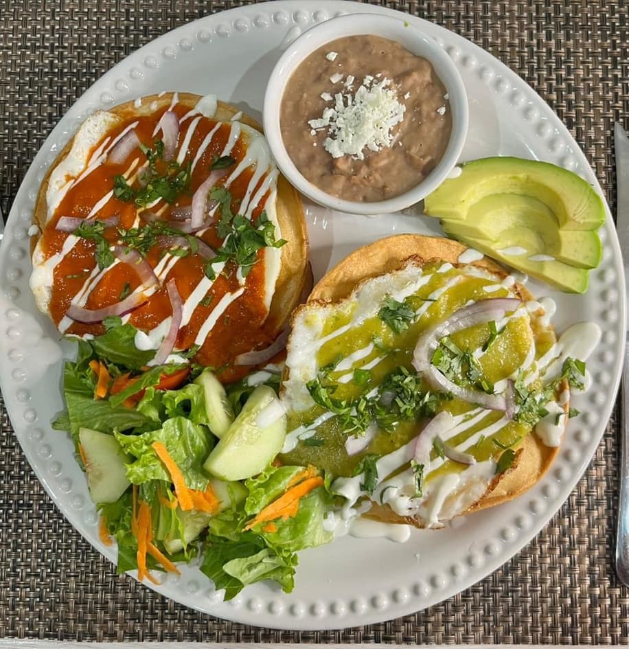 Huevos Divorciados