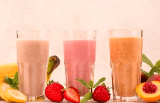 Jugo en Leche de Mora