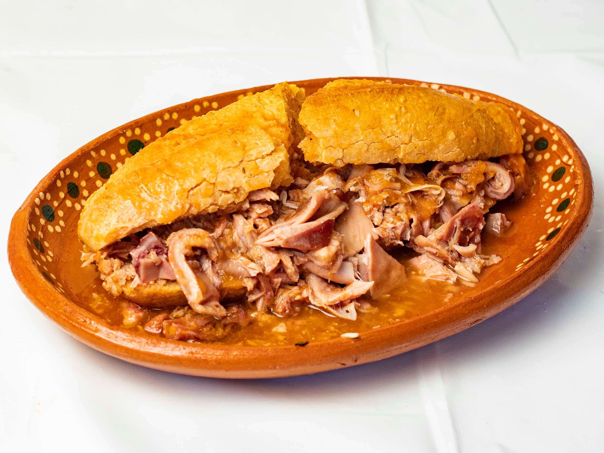 Torta Ahogada de carnita/buche