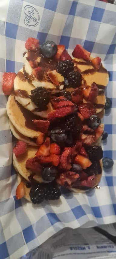 Mini Hot Cakes de Frutos Rojos