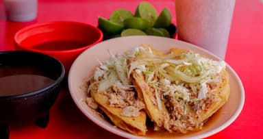 Orden de Tacos con Carnitas