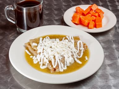 Combo Enchiladas o Enfrijoladas