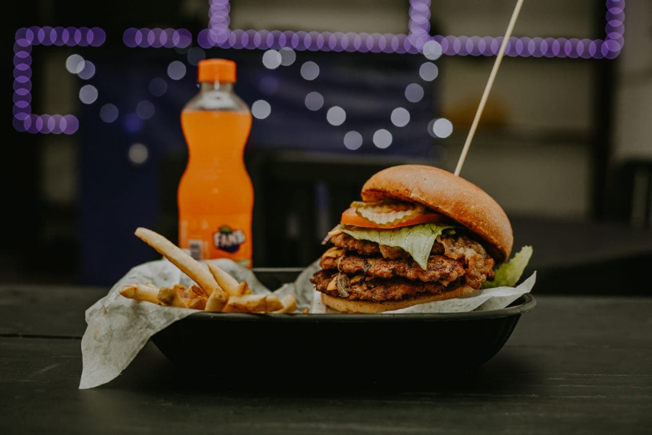 Triple Cortez Burger