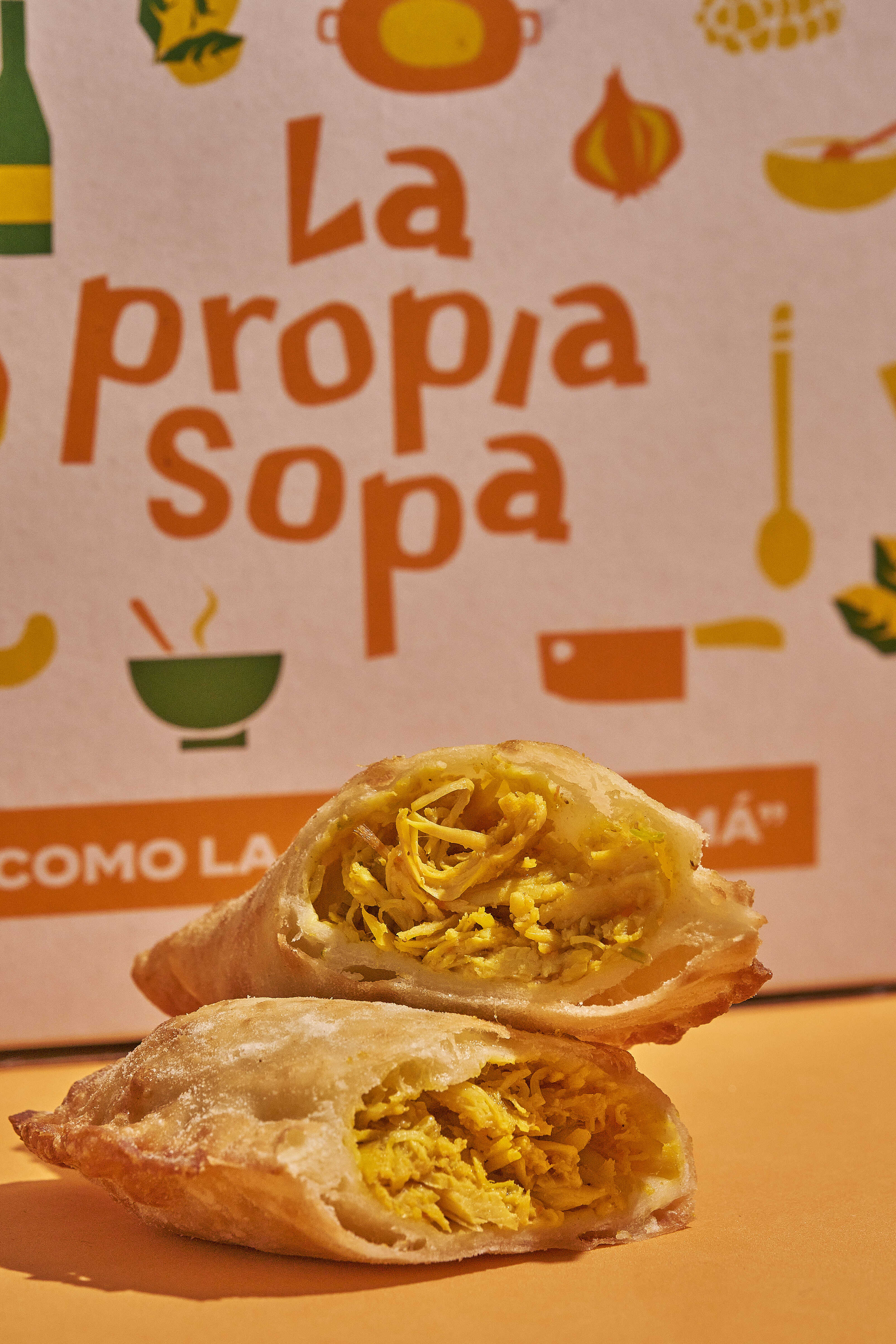 Empanadas Pollo Desmechado