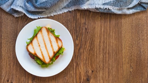 Ensalada con Sándwich Sencillo