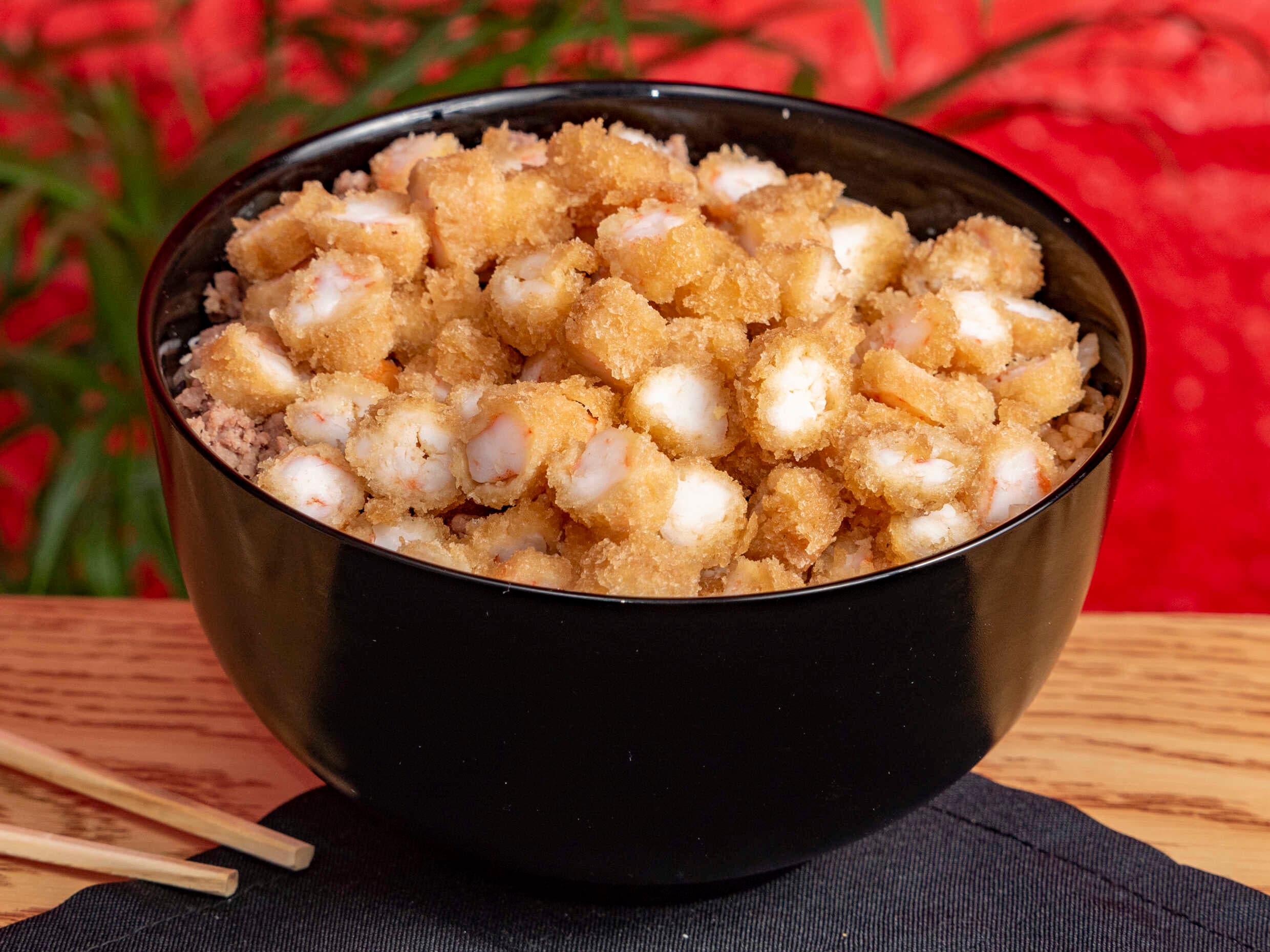 Yakimeshi con Camarón.