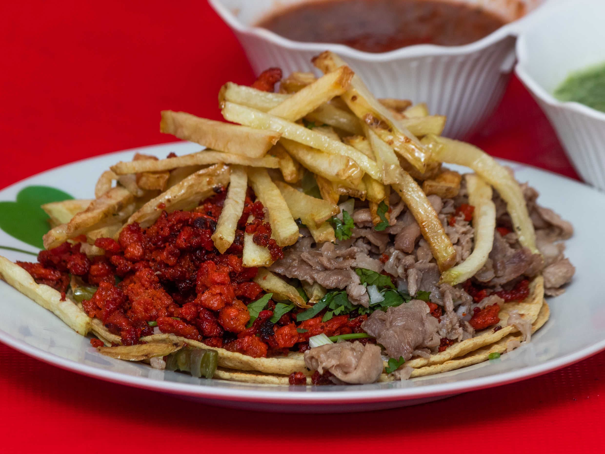 3 Tacos Campechanos + 2 Tacos de Bisteck