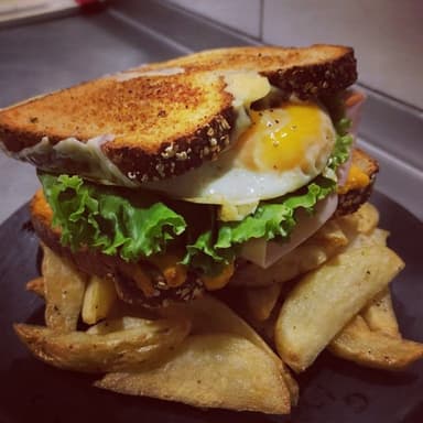 Sandwich Tres Quesos